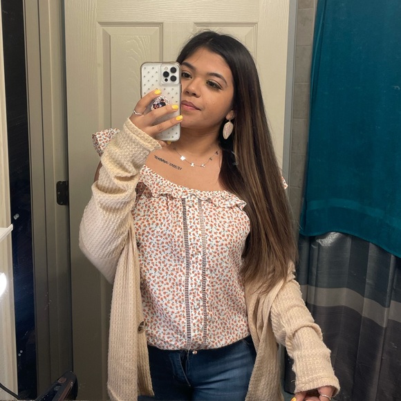 bri_flores23